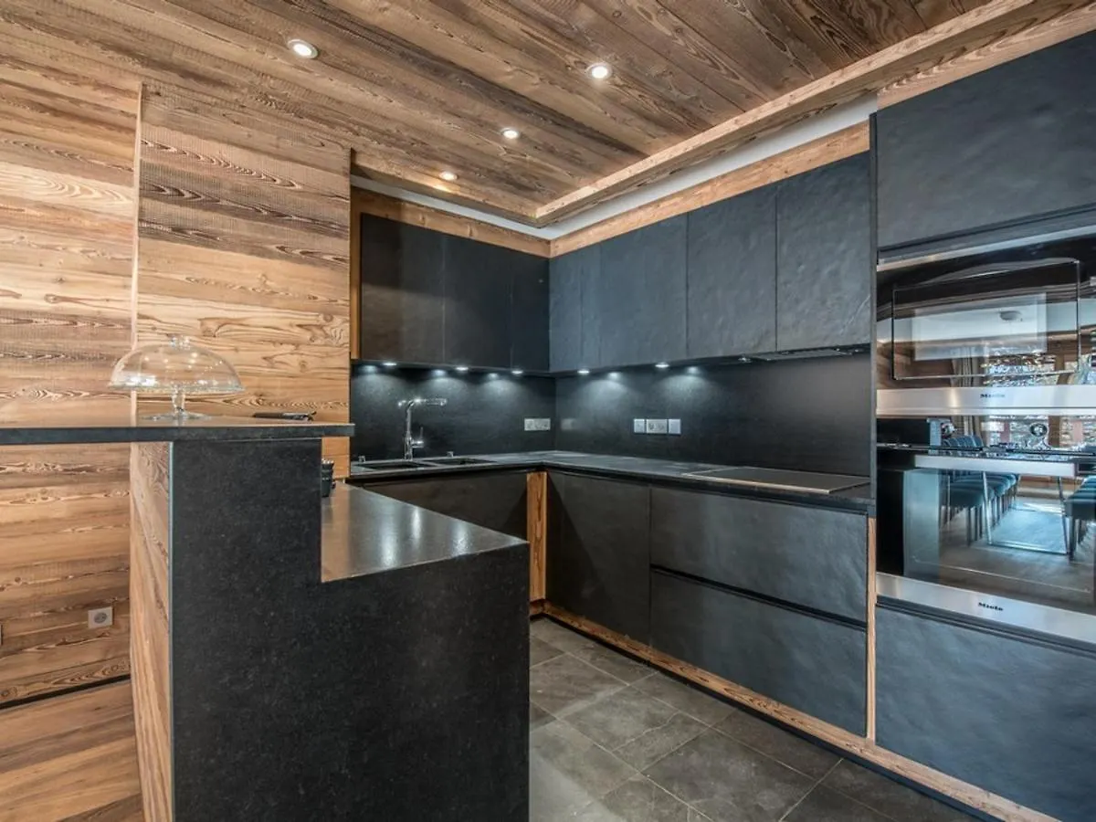 Appartement De Luxe Aux Allues : 5 Ch, Skis Aux Pieds, Terrasses, Services Premium - Fr-1-613-18 Μεριμπέλ